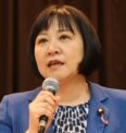 岸 まきこ