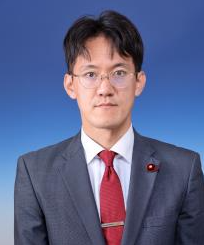 秋山 朋彦